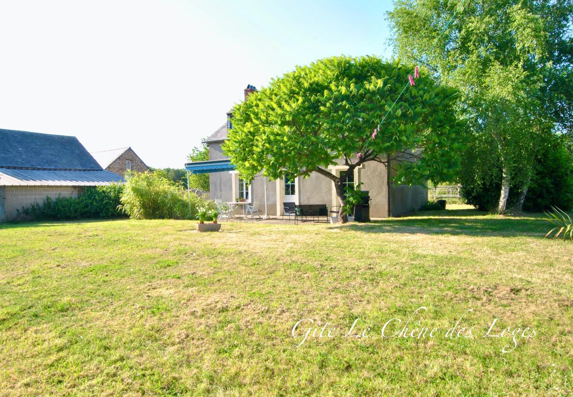 Gite Familial Pour 6 Pers En Campagne Bouere 外观 照片
